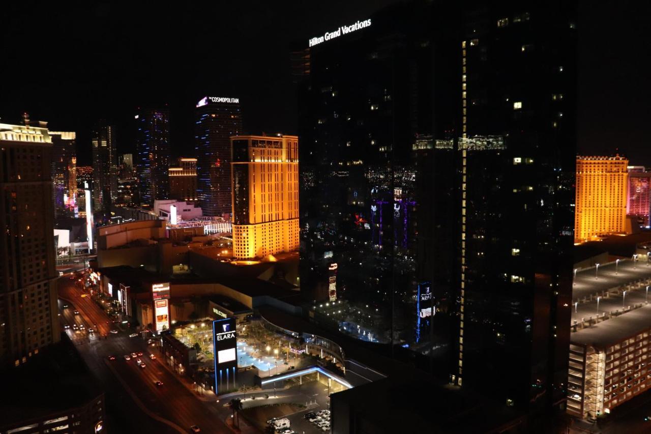 Balcony Suite Strip View Las Vegas Exterior photo